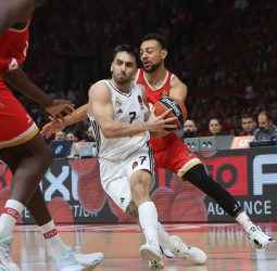 Olympiacos, todo controlado ante el Real Madrid, 84-72 [1-0]