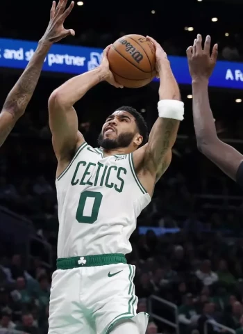 Los Celtics trituran la resistencia canadiense