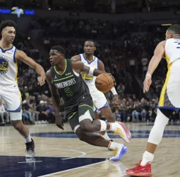 Los Timberwolves controlan la oposición de los Warriors