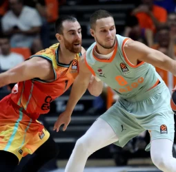 Clara victoria del Cazoo Baskonia sobre el Valencia Basket, 114-75
