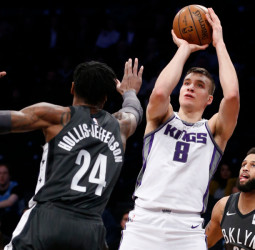 Los Sacramento Kings tendrán que tomar una decisión con Bogdanovic