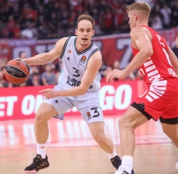 Remontada épica del Valencia Basket en el Pireo (82-83)