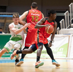Covirán Granada se coloca a una victoria del ascenso a la Liga Endesa