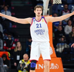 Tibor Pleiss ficha por el Trapani italiano