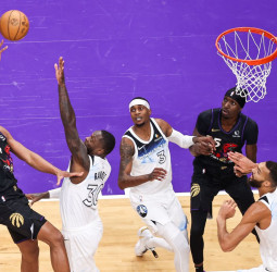 Raptors enlaza su segunda victoria a costa de los Wolves, 105-110
