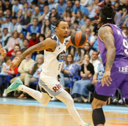El Rio Breogán se agarra a la acb, 73-65