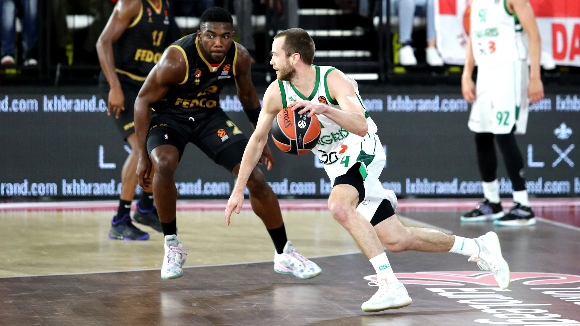 El Zalgiris remonta y sorprende al Mónaco (82-83)