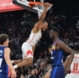 Monaco logra superar al ASVEL después de una remontada, 77-87