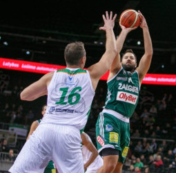 El Reyer Venezia negocia con Vougioukas