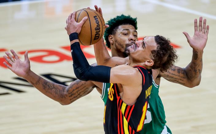 Tatum y Brown sitúan a los Hawks al borde del precipicio (121-129) [3-1]