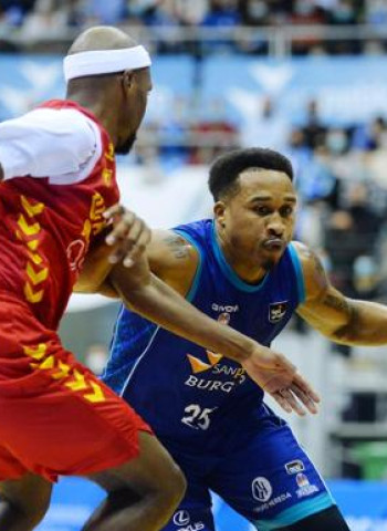El UCAM Murcia asalta el Coliseum (84-102)
