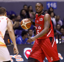 Galatasaray anuncia el fichaje de Henry Walker
