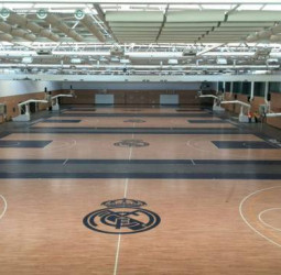 El Real Madrid, en cuarentena tras un positivo por coronavirus en el equipo de baloncesto