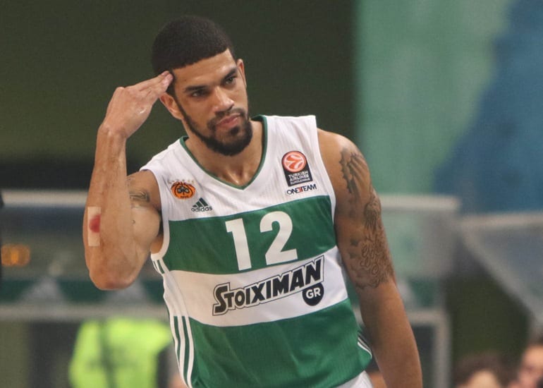El Panathinaikos tiene como prioridad renovar a James Feldeine