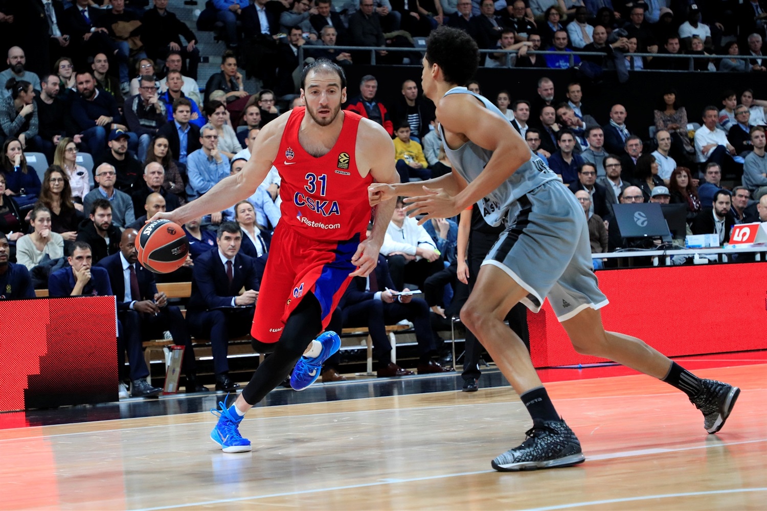 Kostas Koufos, cada vez más lejos del CSKA Moscú