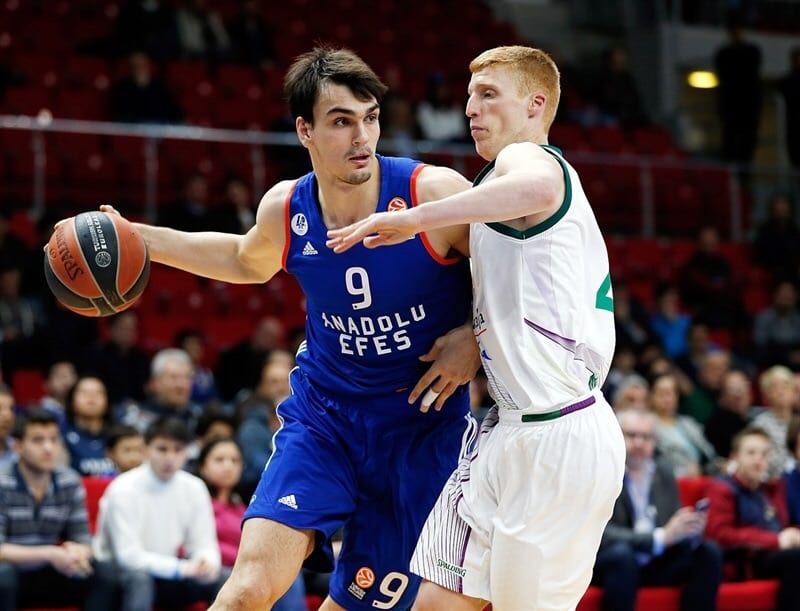 Demasiado Anadolu para este Unicaja (87-67)