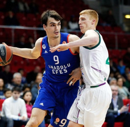 Demasiado Anadolu para este Unicaja (87-67)