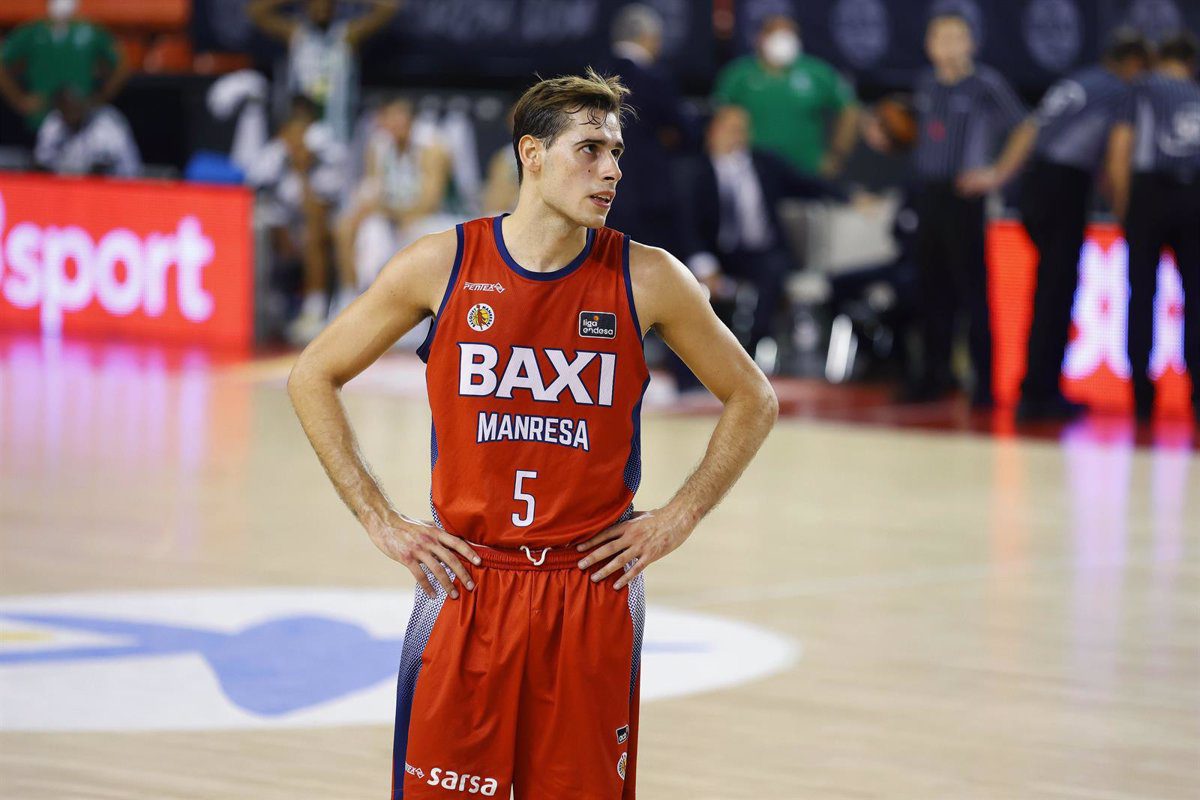 Guillem Jou podría irse del Manresa. Básquet Girona atento a la situación