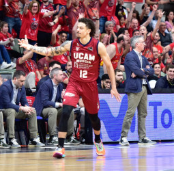 Control total del UCAM Murcia sobre el Monbus Obradoiro, 94-81