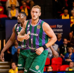 El Unicaja sabe sufrir ante el Oostende (85-92)