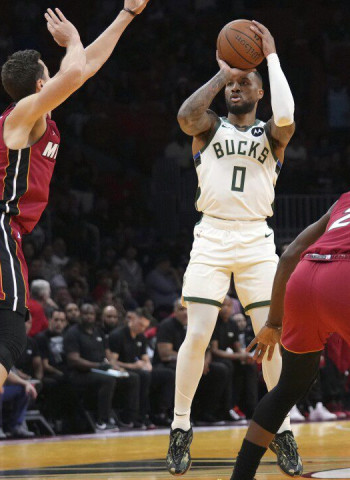 Los Heat se topan un con brillante Lillard, 106-103