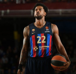 Cory Higgins y Wenyen Gabriel, los nombres que suenan para reforzar el Estrella Roja