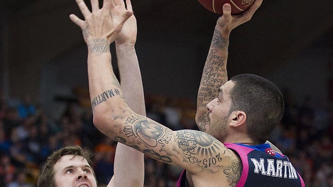 Movistar Estudiantes asalta la Fonteta con una coral actuación (62-68)