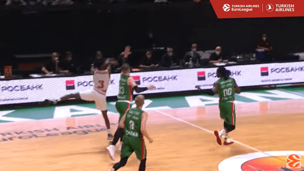 Disfruta de las mejores jugadas de la jornada de EuroLeague