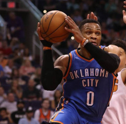 Un Westbrook de leyenda, terminará la temporada con medias de triple-doble