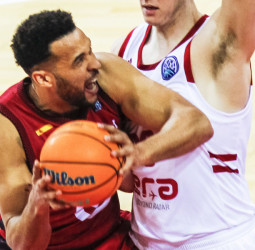 Casademont Zaragoza cierra ante ERA Nymburk presencia en la Final Eight (90-71)