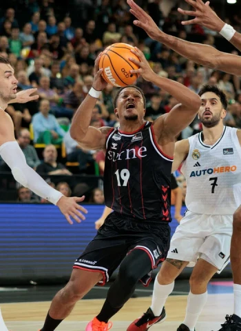 El Bilbao Basket ahonda el mal momento del Real Madrid, 83-79