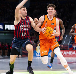 El Valencia Basket se da un paseo por Vitoria, 91-116