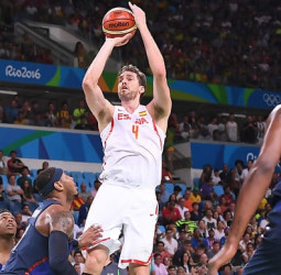 Pau Gasol, máximo anotador en la historia de la selección española