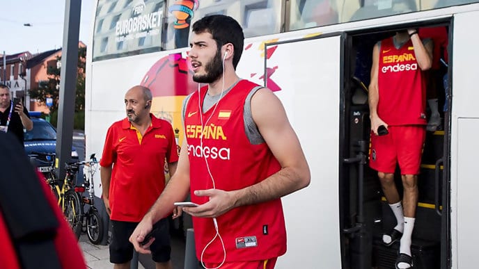 Álex Abrines abandona el Eurobasket