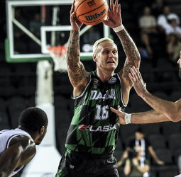 El Monbus Obradoiro refuerza su plantilla con Janis Timma