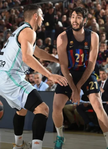 El Barça derrota a Valencia y se enfrentará al Zalgiris Kaunas (85-71)
