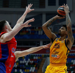 Jordan Mickey, opción interior para el Armani Milán 