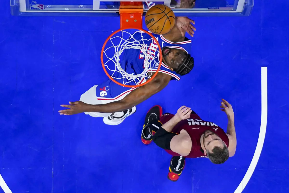Los Sixers ganan a los Heat y se meten 7º al playoff NBA