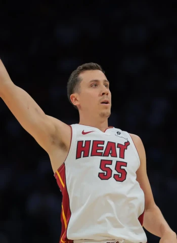 Duncan Robinson rechaza 19,8 millones para ser agente libre