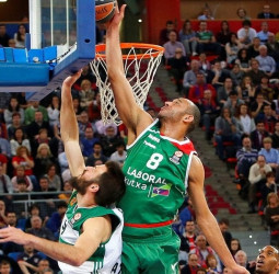 Adam Hanga, ¿opción para el Real Madrid?