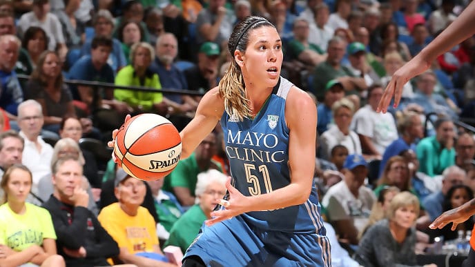 Alana Beard resuelve sobre la bocina el primer partido de la final WNBA