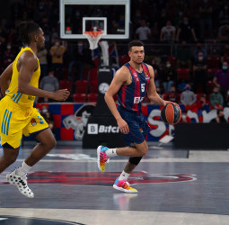 La buena defensa final da a Bitci Baskonia un nuevo triunfo europeo (85-68)