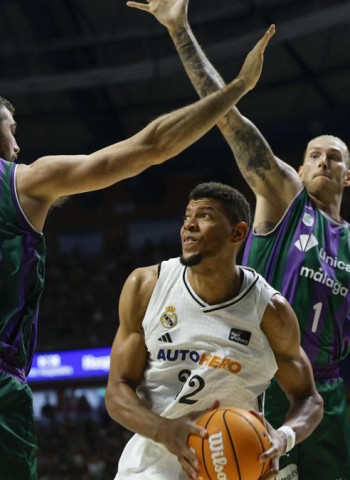 El orgullo cajista corta la racha blanca y fuerza la 4ª batalla (86-84) [2-1]
