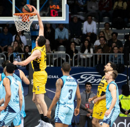 El Lenovo Tenerife pasa por Andorra con solvencia, 66-79