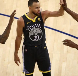 Warriors domina y gana el segundo partido de forma contundente (103-122)