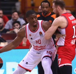Valencia, en busca de los playoffs, se enfrenta a Olympiacos en La Fonteta
