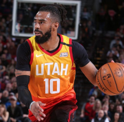 Mike Conley, tres años más en los Utah Jazz