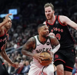 Paso al frente de Lillard ante la ausencia de Antetokounmpo