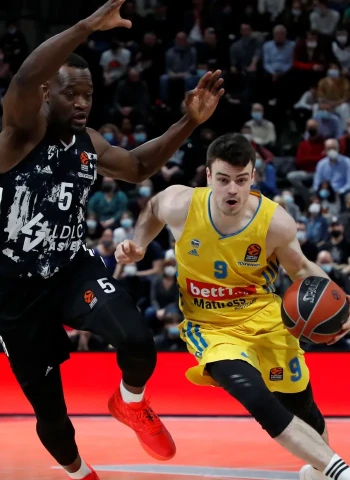 El ALBA Berlín se lleva un disputado encuentro ante el ASVEL (80-82)