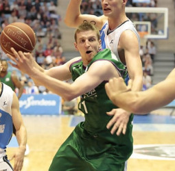 Unicaja-Monbus Obradoiro: duelo clave por la Copa del Rey